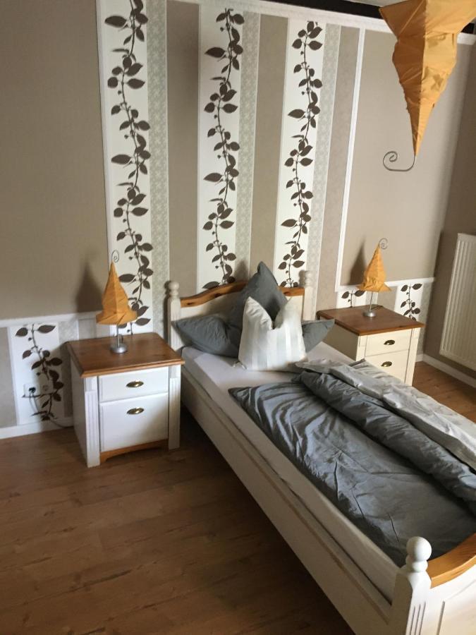 Ferienwohnung Rabennest Hatzenport Екстер'єр фото